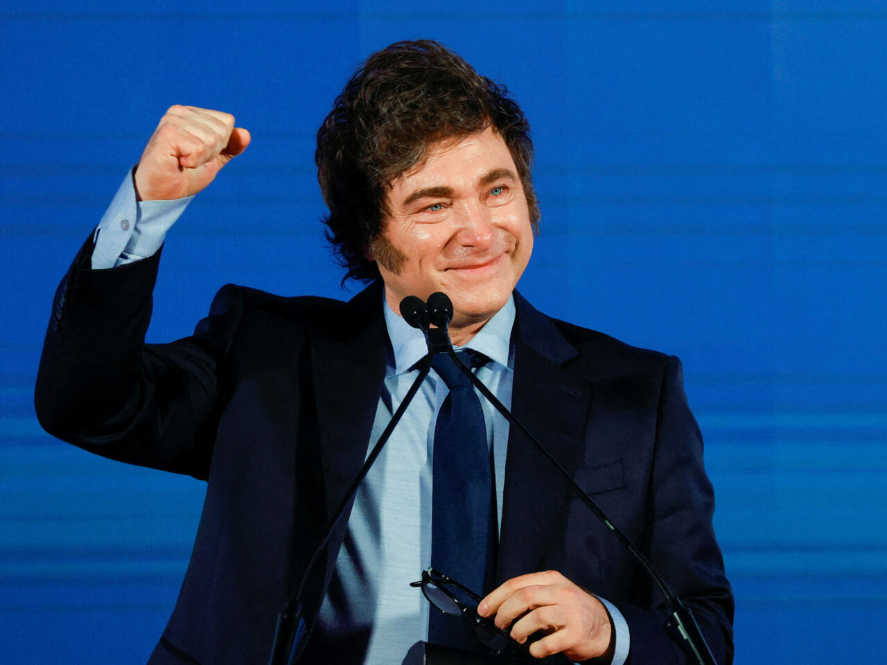 https://radiocolonia.com/wp-content/uploads/2025/04/javier-milei-argentine-ITALY-POLITICS.jpg